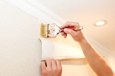 Pose de papier peint à Liry — revêtements muraux et toiles de verre